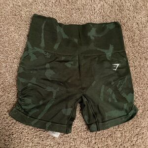 Gymshark Adapt Camo Seamless Shorts - XS - Green